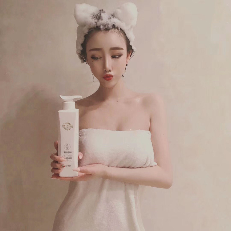 Yusir佳哥-江苏省·苏州市·相城区--可寄拍 约拍 服装，饰品，包包，鞋子，都可 时间充裕 不拖拉 买家秀 卖家秀都可以