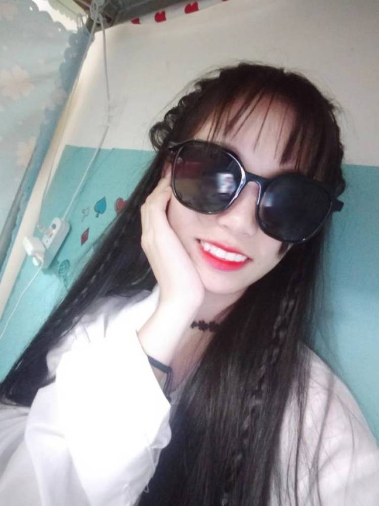 A飒.-海南省·省直辖县级行政区划·东方市-***-学生 会修图片 喜欢自拍 买家秀 寄拍 希望拍照技术越来越好😊