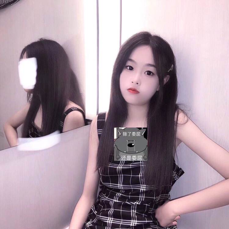 今日晴-湖北省·宜昌市·夷陵区-抖音-接一些寄拍潮牌衣服裙子，身高172体重86比较会拍照p图放一些自己平时的日常照，可以很多种风格可以驾驭！有需求的商家可以找我啦更多照片可以加联系方式朋友圈都有！