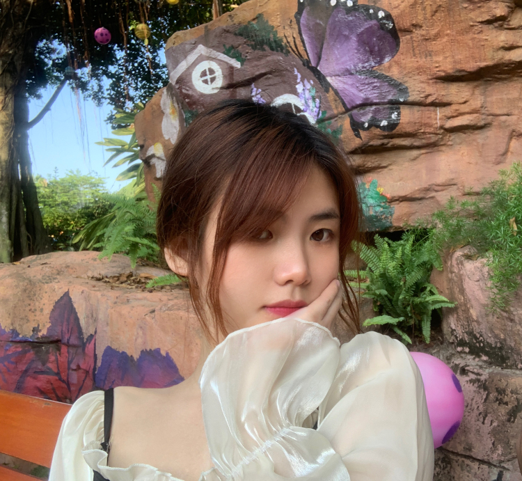 左手边.-广东省·广州市·白云区-***-本人身高150，体重40kg，是一名美工设计，喜欢拍照，p图，听音乐，爱分享，可接（美妆护肤，衣服，裤子，鞋子，袜子，食品，等）免费试用，开箱测评，淘宝、拼多多买家秀。