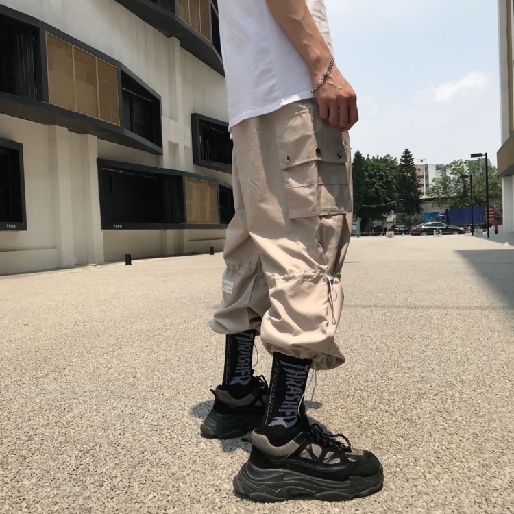 圆-广东省·广州市·海珠区-一直播-大家好~甲方商家爸爸们好~
我身高185 128斤的男孩 平时有时候会帮朋友店铺拍拍版之类的 全网粉丝大概在4w+ 所有商品我都可以接 只要您需要 任何细节都可以提出的 我是一个做任何事都特别认真的人