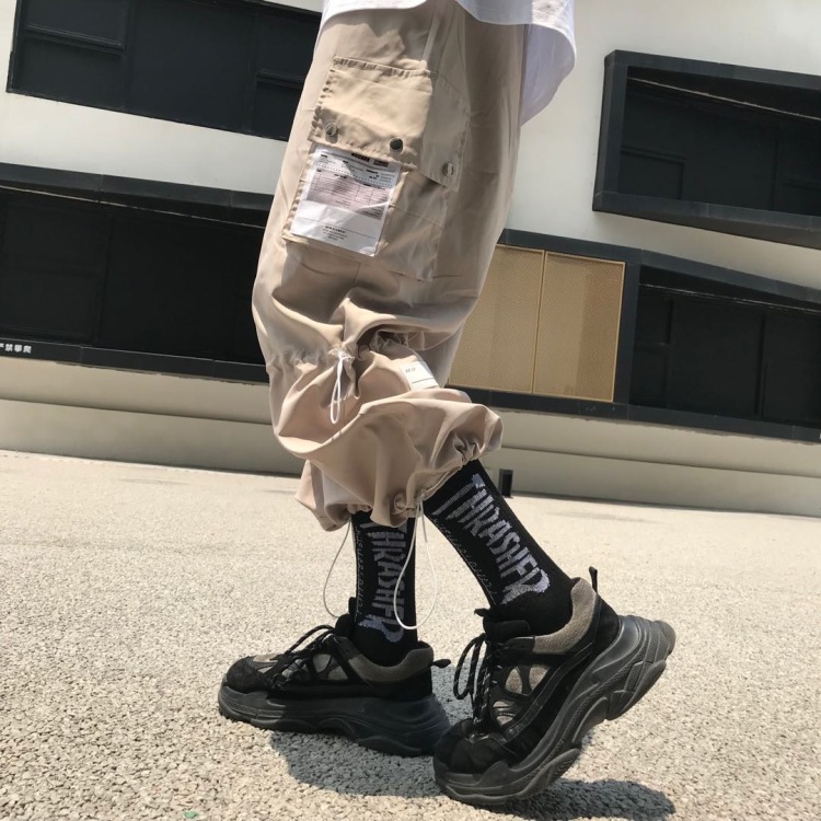 圆-广东省·广州市·海珠区-一直播-大家好~甲方商家爸爸们好~
我身高185 128斤的男孩 平时有时候会帮朋友店铺拍拍版之类的 全网粉丝大概在4w+ 所有商品我都可以接 只要您需要 任何细节都可以提出的 我是一个做任何事都特别认真的人