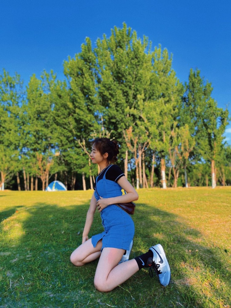 茶茶-陕西省·西安市·未央区-微博，抖音，***-身高：162cm，体重：44kg，已育一子14个月，爱好：摄影修图，短视频，可接单，寄拍，买家秀，大人儿童均可