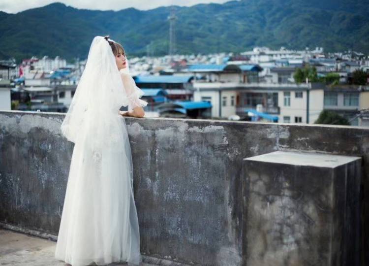 Fairy-云南省·大理白族自治州·云龙县-抖音-身高169体重55,爱拍照,爱化妆爱购物爱唱歌,目前只想接在家的工作
