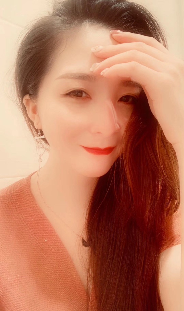 叶儿~-福建省·泉州市·丰泽区--大家好!我是丸子
个人比较喜欢拍照 穿搭 会化妆 会修图 会做视频 什么风格都可以 都能驾驭 有需要的老板可以找我
年龄:25
身高:155
体重:48KG
抖音粉丝:370
做过鞋服行业销售6年