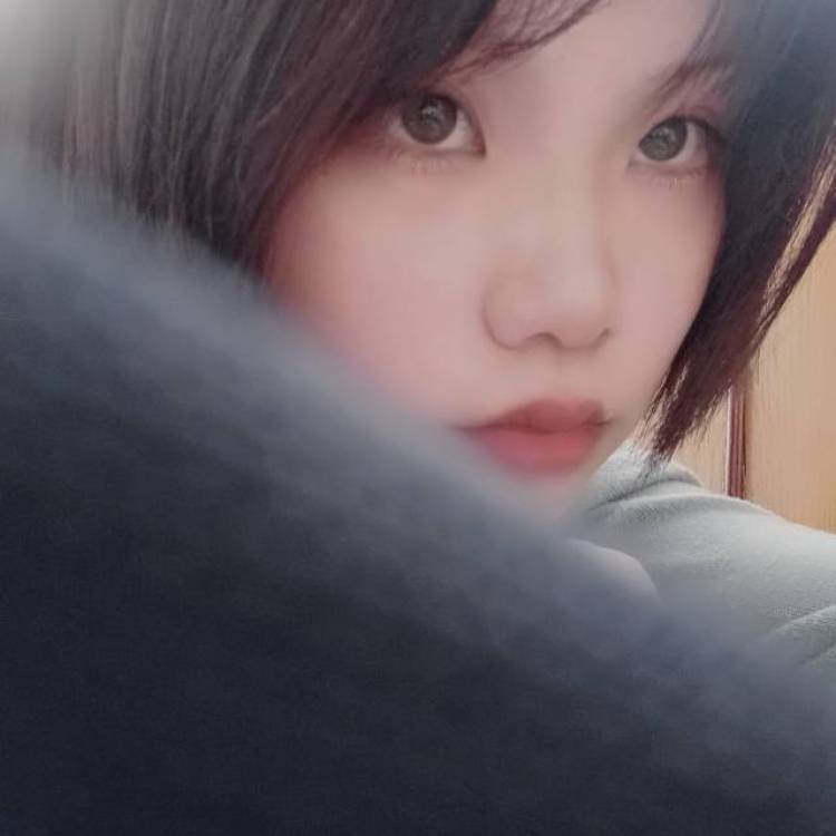 ^v^-河北省·承德市·兴隆县-抖音-爱拍照 会修图
是一个18岁的素人学生,主要想接买家秀 开箱测评和寄拍的单子
身高:163 体重:95
买家秀选我不会错哒~