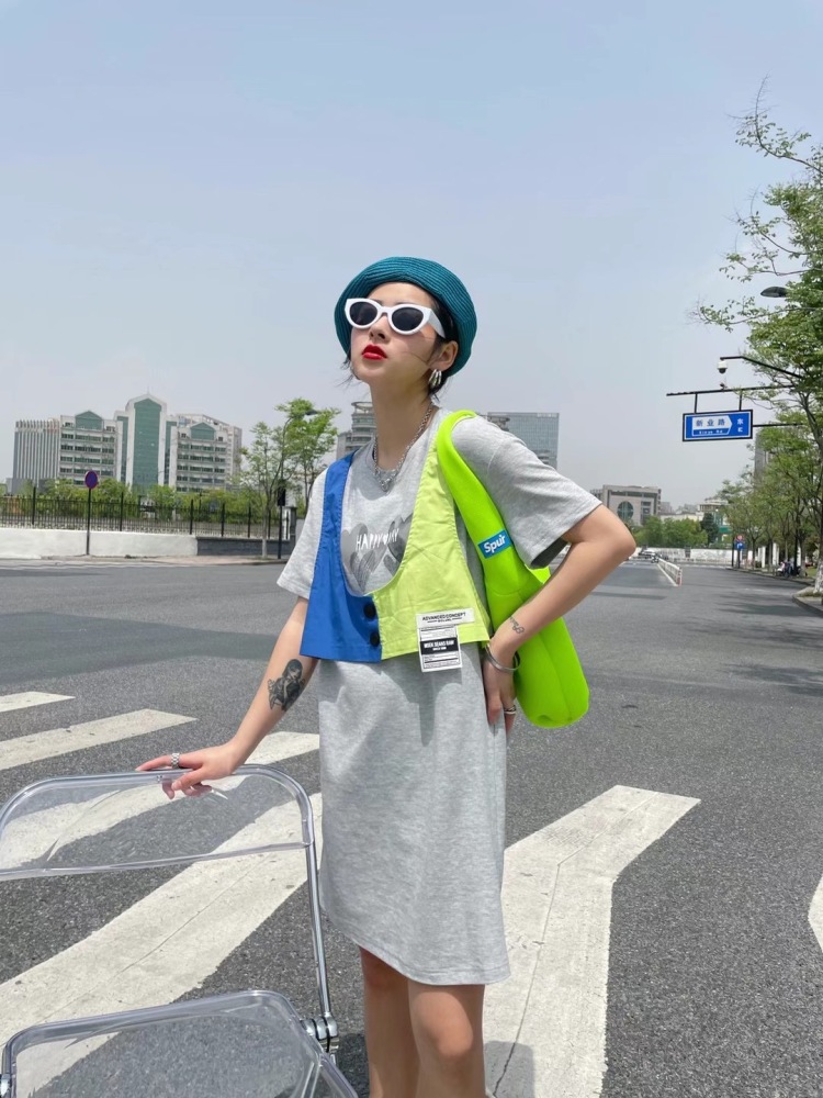 是慧慧呀！🌸-浙江省·杭州市·江干区--四季青档口模特，兼职，可淘宝拍照，可寄拍，出片快，价格优惠，擅长休闲的各种风格，自己平时穿的比较时装，能介绍多种风格的拍照，手机出片
