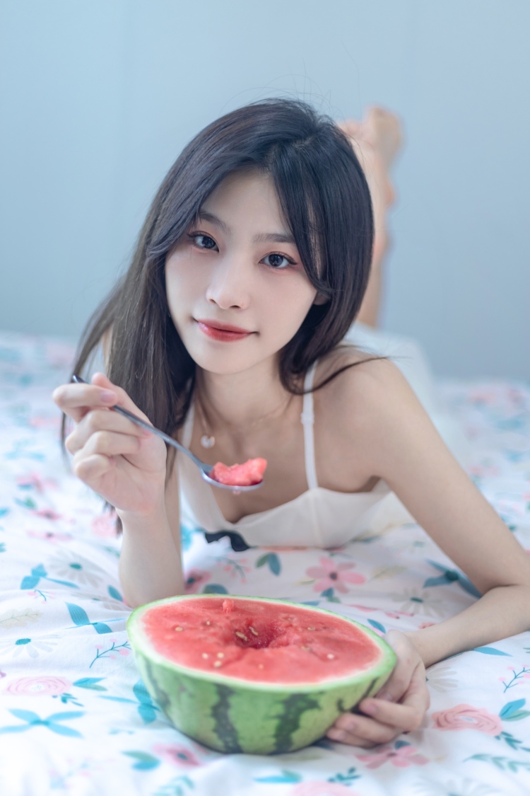linbabe-重庆市·重庆市·渝中区-抖音-在校大学生 身高165 体重40公斤
会化妆 拍照 p图 出片快 迎合商家需求
接寄拍 美妆 服装 饰品…
