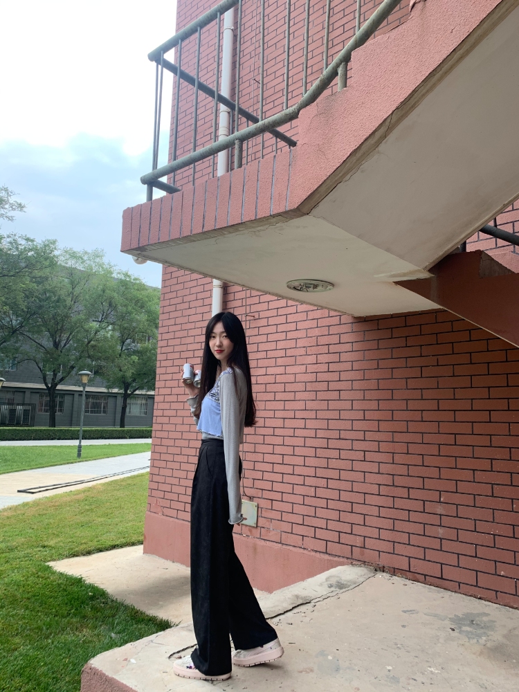 a.XC🌟-河北省·保定市·涿州市-抖音-身高173体重98 可拍买家秀 抖音和微博 会p图可驾驭不同风格