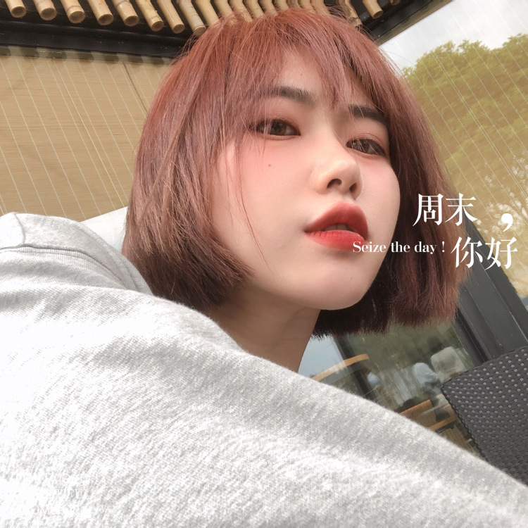 ID 思雨-江西省·南昌市·东湖区-抖音 微博 ***-大家好！我是思雨
喜欢拍照和买美美的衣服 想接寄拍 买家秀 送拍 详情页这样的单子 时间比较充足 也想为做服装打打基础
艺名：思雨
身份：服装销售
年龄：23
身高：165
体重：50kg
粉丝：32