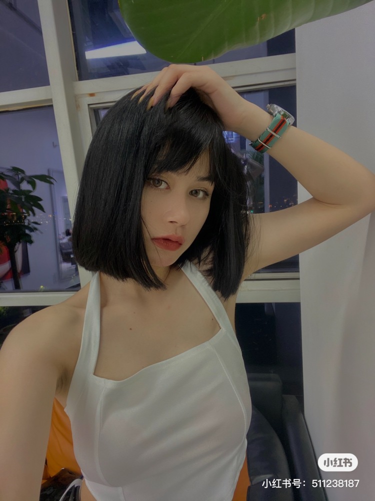 _LiYa·-河南省·郑州市·金水区-微博 -本人身高164 体重45 常健身 有网拍经验 想接寄拍赠拍开箱测评种草视频