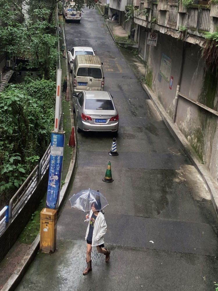 鱼-河南省·郑州市·金水区-***-hello,初来乍到,可提供一些寄拍送拍买家秀类的服务,身高166,体重96斤,比较匀称,自认为对服装,搭配,照片敏感度较高,不从众。做事认真,人好沟通。也可接美妆类产品,有需要滴滴我。