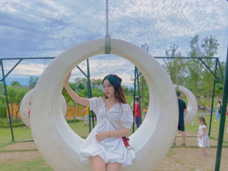 章鱼小圆丸-四川省·成都市·双流区-抖音,***,微博-接各种买家秀寄拍,喜欢甜美名媛可爱风,出图快,不拖图,可以接受重拍,可以出外景