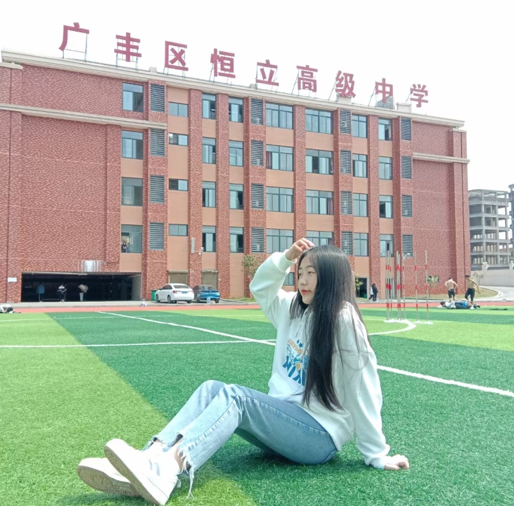 骑妹.-广东省·中山市·沙溪镇-抖音 *** 快手-本人爱拍照 剪辑视频 拍视频等等 有一定的剪辑能力 修图能力 可接多种风格 有小虎牙 也有单眼皮