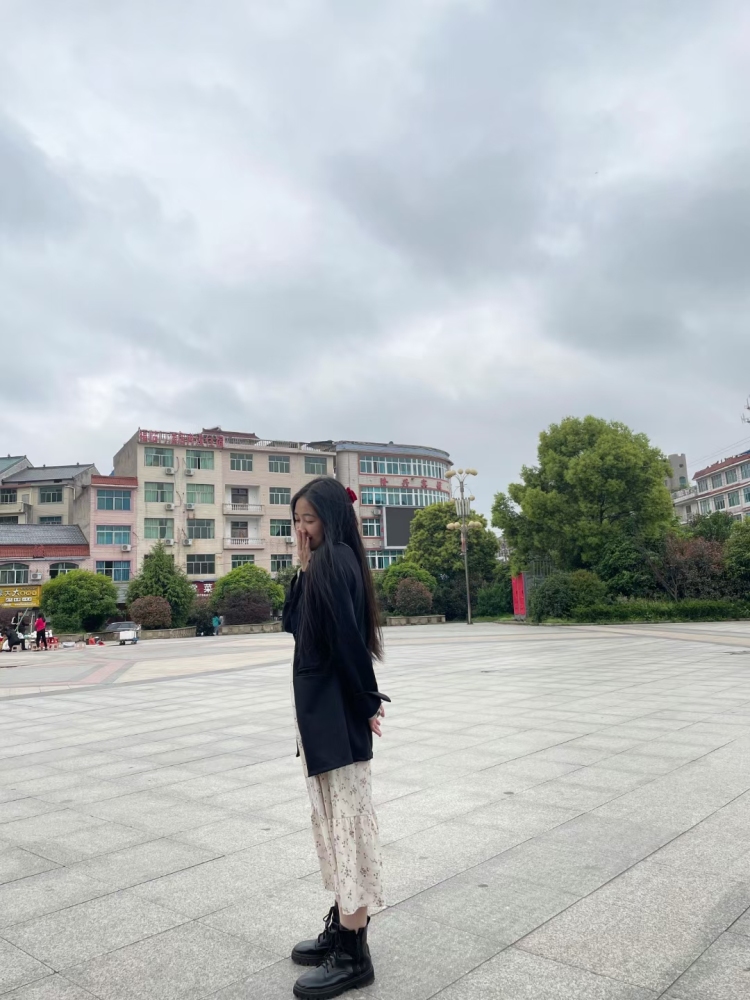 骑妹.-广东省·中山市·沙溪镇-抖音 *** 快手-本人爱拍照 剪辑视频 拍视频等等 有一定的剪辑能力 修图能力 可接多种风格 有小虎牙 也有单眼皮