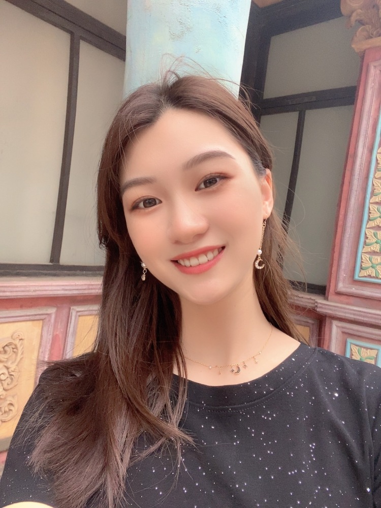 💑肉团子-广东省·汕头市·金平区-***-可接买家秀,***有W粉账号!可接美妆护肤,好物分享~会修图,会写文案!