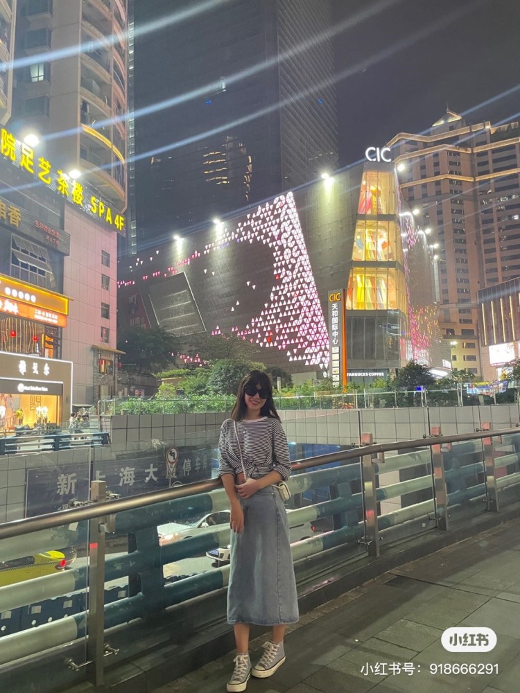 三分钟跳跳糖-重庆市·重庆市·九龙坡区-微博-喜欢拍照p图，空余时间比较多，想找寄拍，或者送拍，拍照比较自然真实，第一次做，价格都可以商量！！