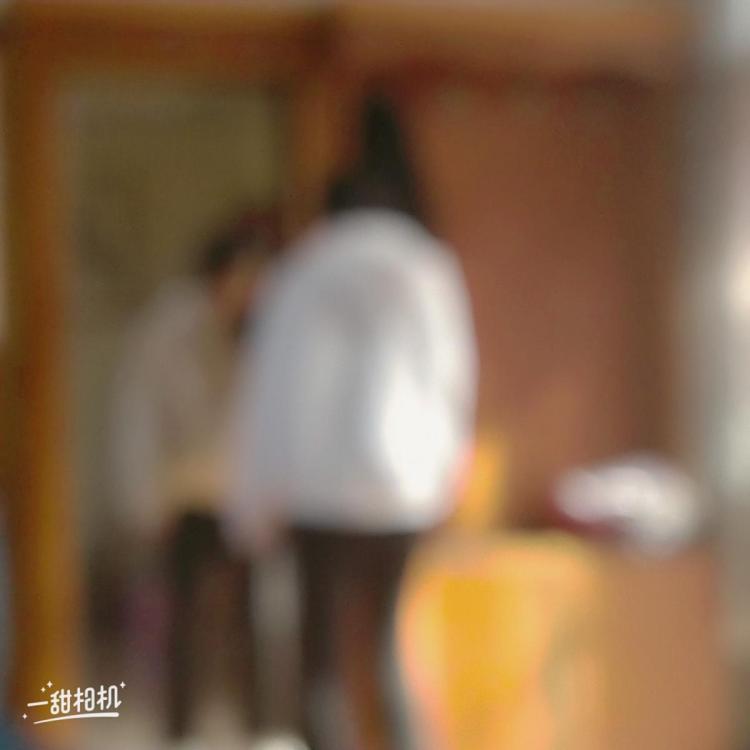 小琦吃了你-山东省·烟台市·莱阳市--我学生党一个，做过平面模特，阔以接单！！！买家秀，可盐可甜！