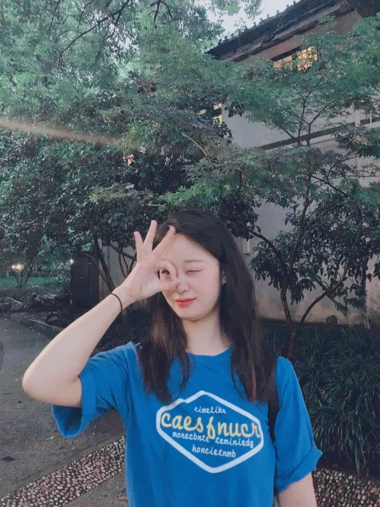 古古很pang-河南省·郑州市·二七区-微博|朋友圈|知乎|***-买家秀,种草🌱,探店🍧
自行负责专业后期,风格参照:纯欲风|韩风|休闲穿搭