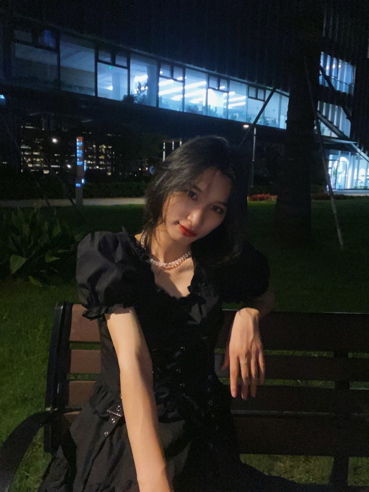 Sxy_1-浙江省·杭州市·西湖区--身高164 体重84 会拍照 会p图 兴趣爱好就是爱拍照
接单范围:买家秀 寄拍 推广 免费试用等等 都可以尝试啦 适应各种风格