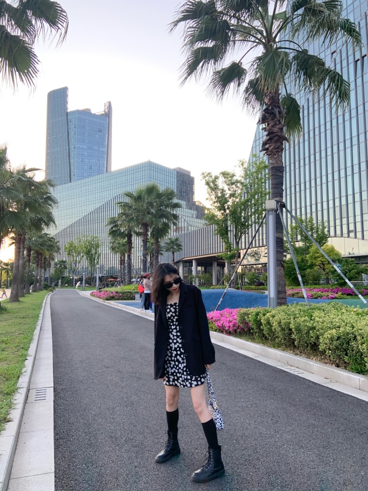 Sxy_1-浙江省·杭州市·西湖区--身高164 体重84 会拍照 会p图 兴趣爱好就是爱拍照
接单范围:买家秀 寄拍 推广 免费试用等等 都可以尝试啦 适应各种风格