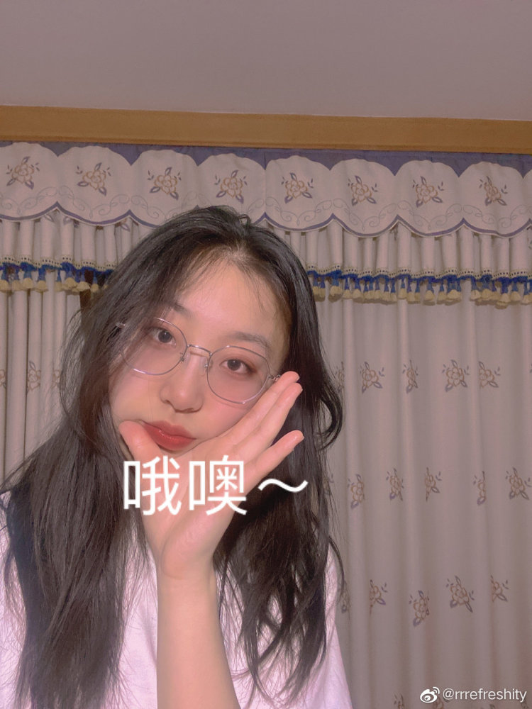 rrrefreshity-甘肃省·白银市·景泰县-微博 抖音 ***-大家好!我是rrrefreshity
在线接单,服装主图,买家秀,帽子耳环指甲油口红服装鞋子 寄拍 !如有工作请联系我
艺名:rrrefreshity
年龄:20
身高:170CM
体重:52KG
粉