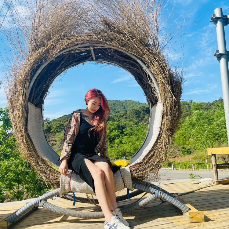 敏敏睡不醒.🧸-河北省·唐山市·滦州市--大家好！我是河北的敏敏
在线接单，服装主图，买家秀，帽子耳环指甲油口红服装鞋子 寄拍 工作联系我 身高165 体重45
艺名：敏敏
身份：自主创业
年龄：23
身高：165CM
体重：45KG
坐标：