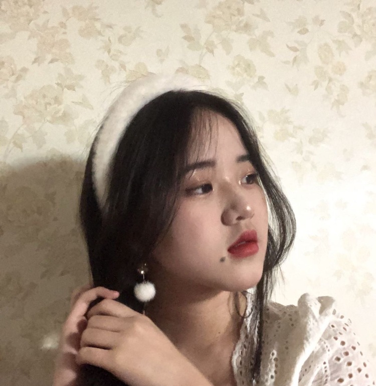 可这一点也不酷-贵州省·黔东南苗族侗族自治州·凯里市-抖音微博***-时间充裕 喜欢拍照 会p图
有抖音 *** 微博账号 可以驾驭多种风格 身高161体重95g 希望能接寄拍