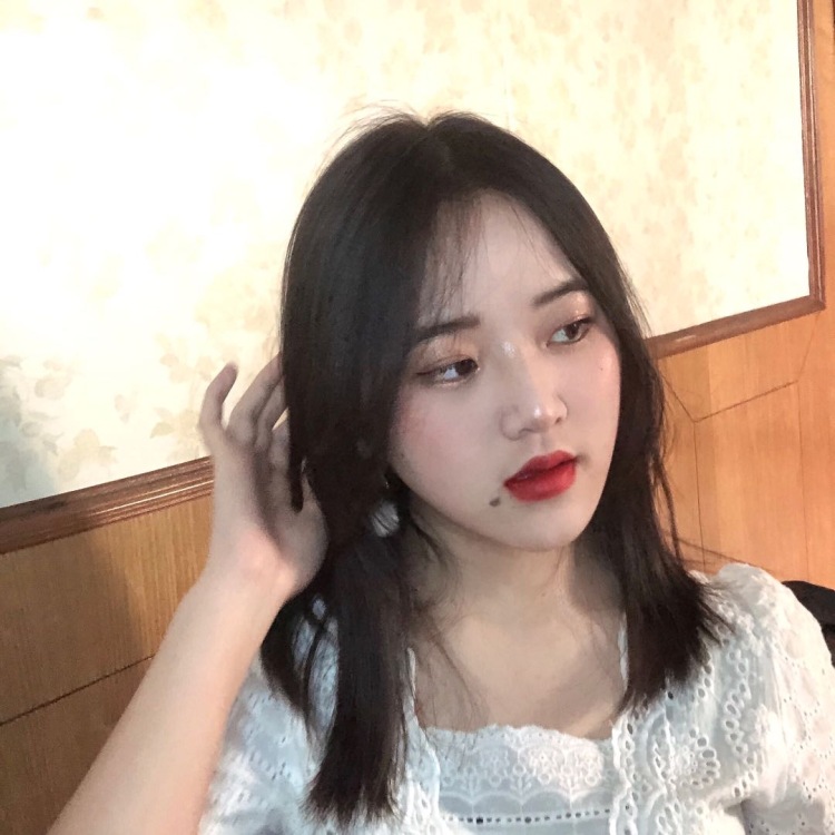 可这一点也不酷-贵州省·黔东南苗族侗族自治州·凯里市-抖音微博***-时间充裕 喜欢拍照 会p图
有抖音 *** 微博账号 可以驾驭多种风格 身高161体重95g 希望能接寄拍