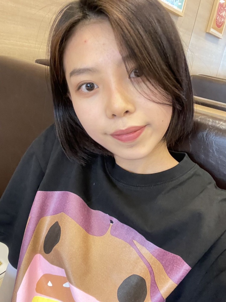 summerlovesme-河南省·开封市·龙亭区-抖音、快手-身高171,体重55kg,学习过模特,大一,可接寄拍,线下约拍~