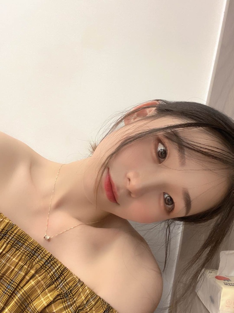 Kiki-广东省·东莞市·长安镇--会p图/会自拍/会做视频
-脾气超级好
-接受重拍
-家里有180男模
-0.5岁女宝宝