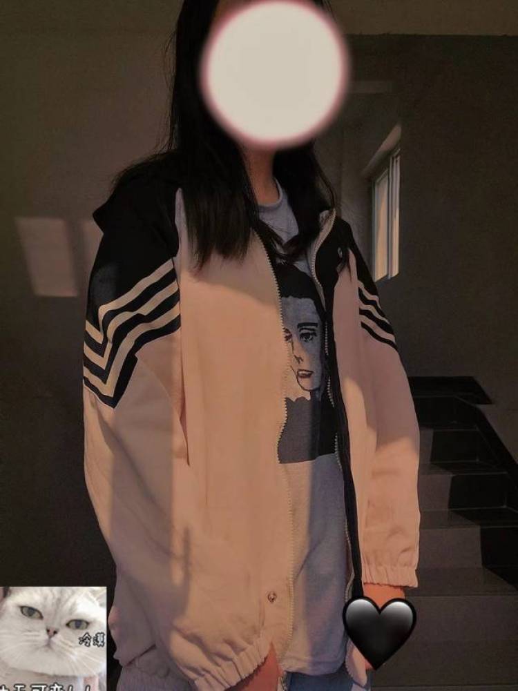 温柔扑了空.-广东省·东莞市·茶山镇-快手-平时喜欢拍照,可以拍小饰品或者服装之类的,可以接好物推荐和种草之类