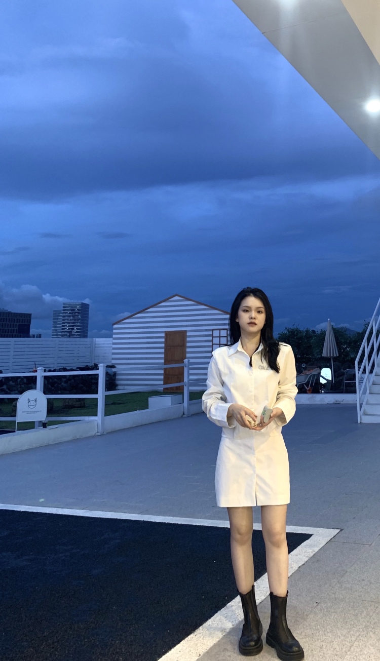 LING-广东省·深圳市·龙岗区--擅长拍照修图📷 衣服鞋子包包饰品都可💁🏻♀️诚意接单 哦