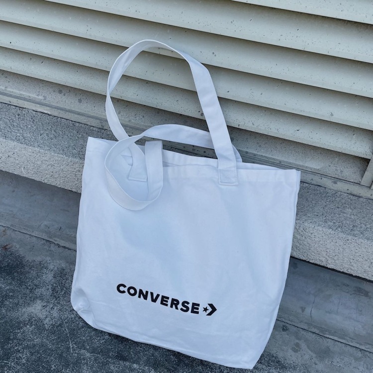 o-o-浙江省·湖州市·南浔区--接寄拍单 可以长期合作 衣服饰品包包都可 有寄拍经验费用可以协商哦