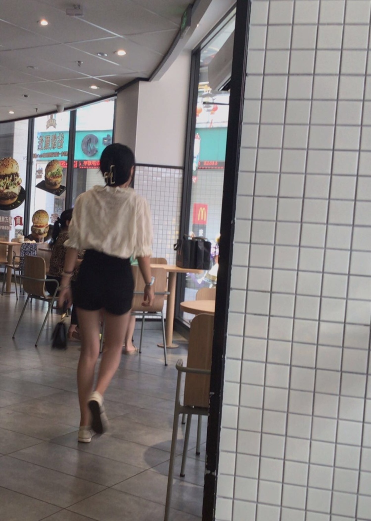 yyy静-福建省·龙岩市·漳平市-抖音，快手，微博，***-身高156体重39kg 身材比例很好，学过拉丁舞 可以接受任何风格，首饰衣服都可以 肯吃苦耐劳，信任值100%（会p图）
