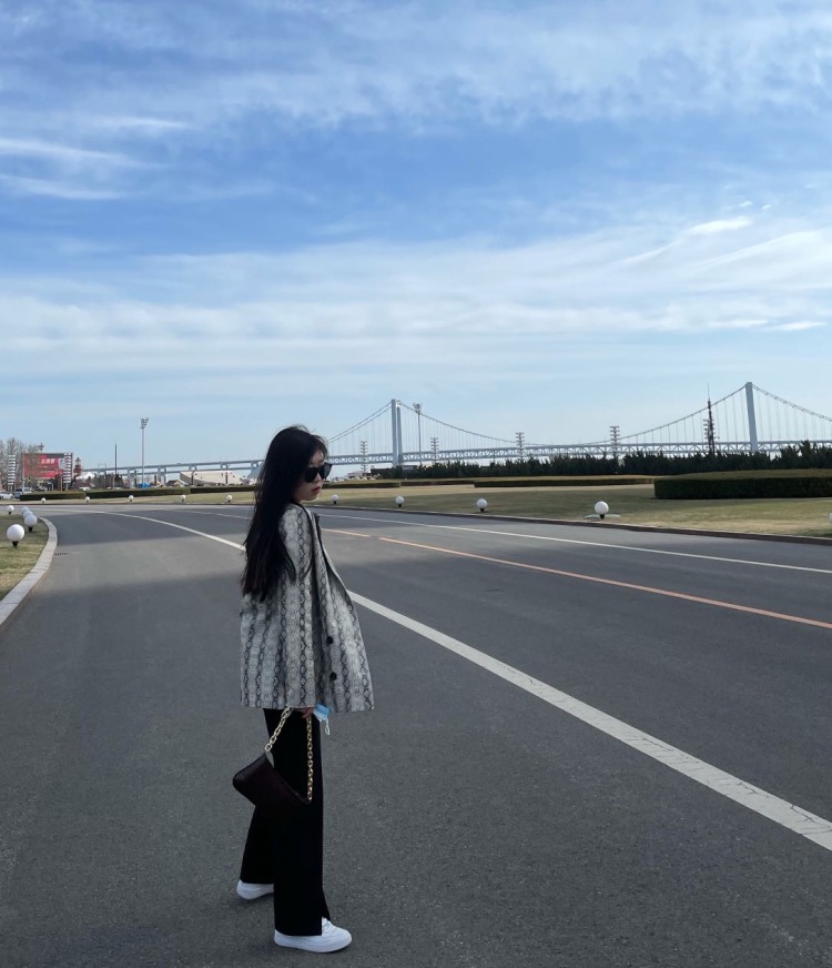 王婕🐰-北京市·北京市·丰台区--167、104斤喜欢拍照，可寄拍，买家秀，详情页，闲暇时间找点喜欢的事情做，新人一个多多指教
