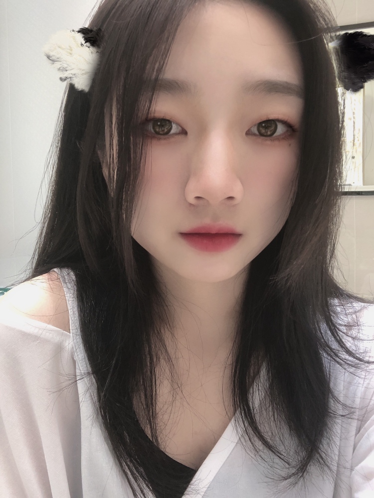  蓝毛怪-广东省·深圳市·龙岗区-微博 *** 抖音-诚蹲商家接寄拍,会拍照修图,效率高,类品不限,本职是拍摄珠宝首饰品上身图。163/96 业余时间充足,会按商家要求提供满意的照片😄