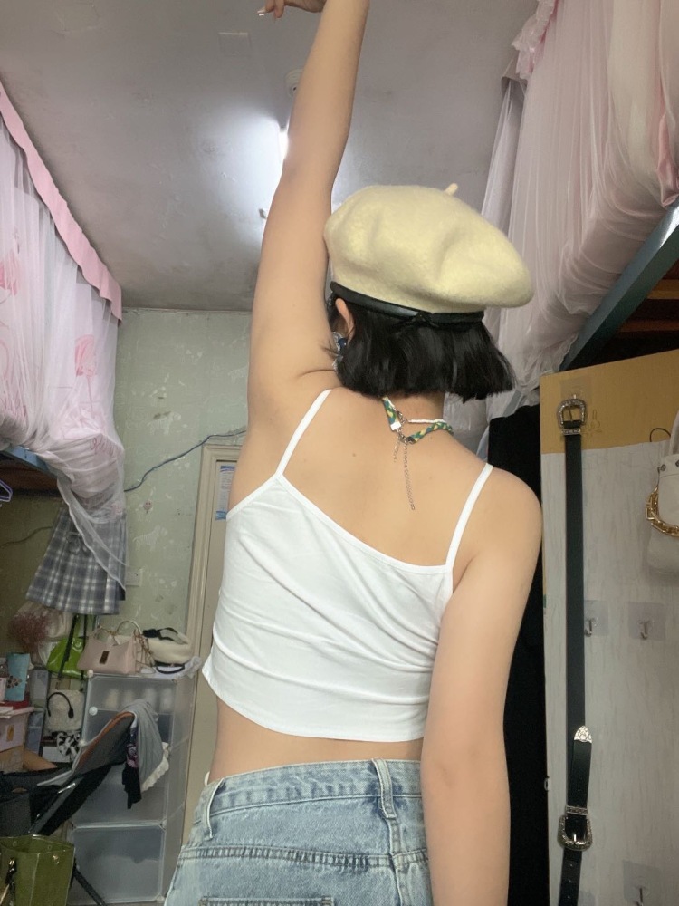 BOBBY-湖北省·武汉市·江夏区-抖音,快手,***,微博-大三本科在读美术生
艺术设计时尚营销专业。
审美能力强,爱好摄影、健身、跳舞、购物
有一定的ps、word、电脑基础操作能力
梦想成为一名优秀的公关总监或商务摄影师
【接买家秀、探店打卡、种草软文、平