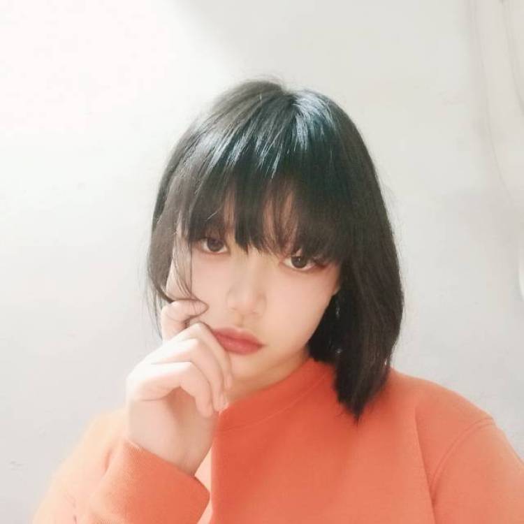 不考上大学不改名-陕西省·西安市·新城区-抖音***快手-职业学生，平面模特兼职，买家秀都可以接单，特长，唱歌跳舞，模特秀
