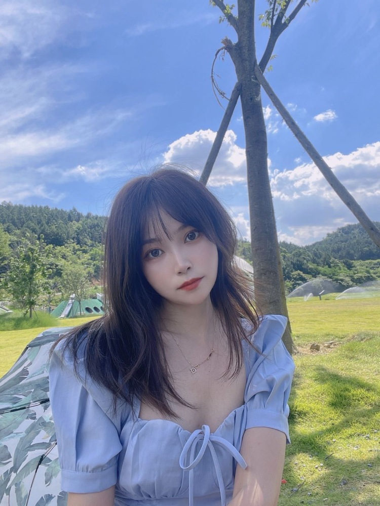 ʚ🖤ɞ-贵州省·贵阳市·南明区-抖音 *** 微博-身高162 体重90 ,可接文案种草分享,买家秀,开箱测评,各种好物分享种草,会p图会拍照,会认真按时完成工作