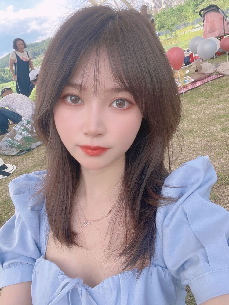 ʚ🖤ɞ-贵州省·贵阳市·南明区-抖音 *** 微博-身高162 体重90 ,可接文案种草分享,买家秀,开箱测评,各种好物分享种草,会p图会拍照,会认真按时完成工作