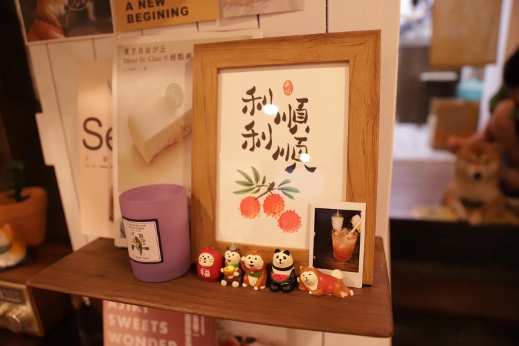 vita-北京市·北京市·朝阳区--设计师，拍照p图都很可！风格多变，审美高级，长得也可～可寄拍可拍首饰可探店～可以定制风格和拍照环境～可带闺蜜拍双人～