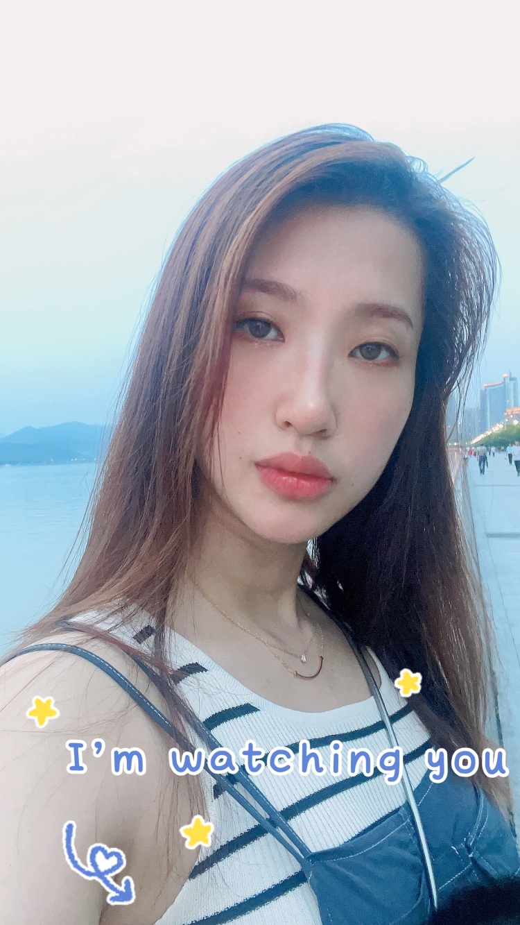 selina♌-浙江省·杭州市·滨江区-抖音 微博-做过各类产品买家秀，如女装 护肤品 饰品 食品 家居用品等等，熟悉操作流程，出图快，质量高，家里环境好