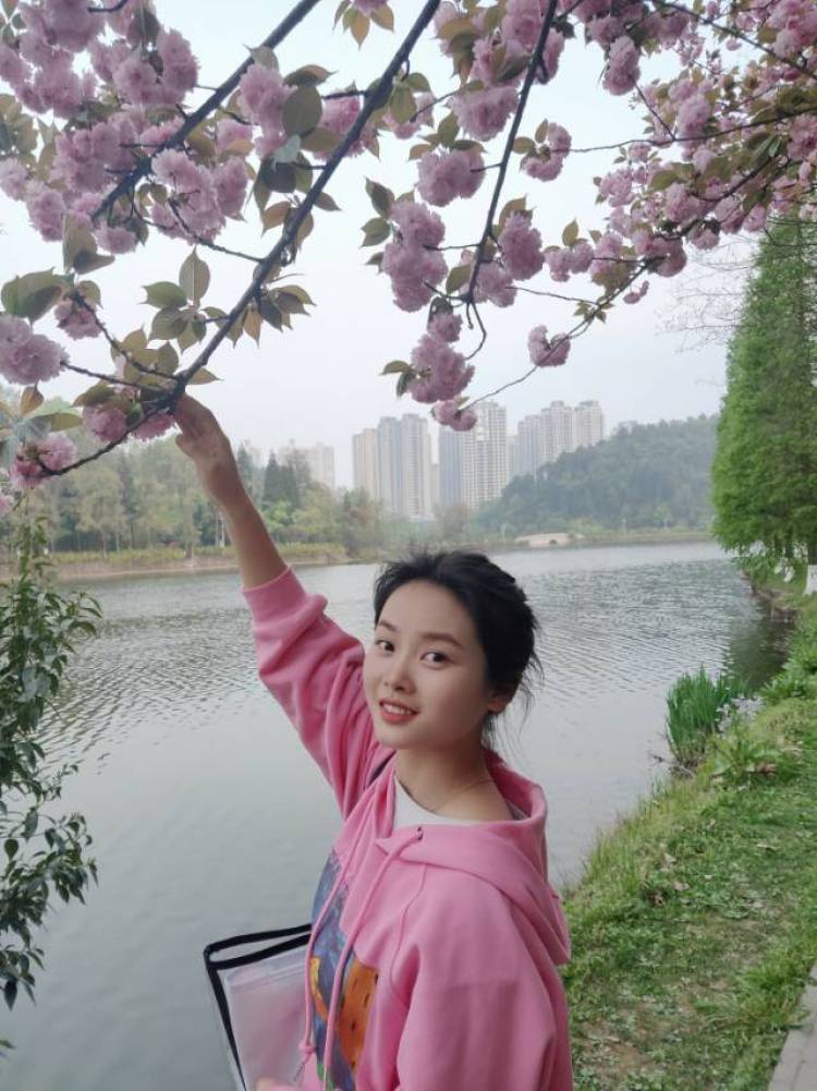 黄瓜不黄-贵州省·黔东南苗族侗族自治州·凯里市-抖音-可寄拍，送拍，商家可长期合作，出图快，操作认真。线下有和公司合作服装模特。