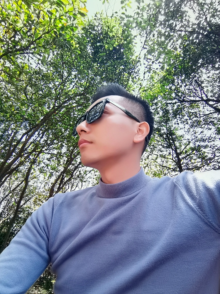 煌虫虫-江西省·南昌市·东湖区--🚙 ╭══╮╭═══════╮
  ╭╯让路 ║   今天我要去摄影！
  ╰⊙ ═ ⊙╯╰═⊙═⊙══⊙╯