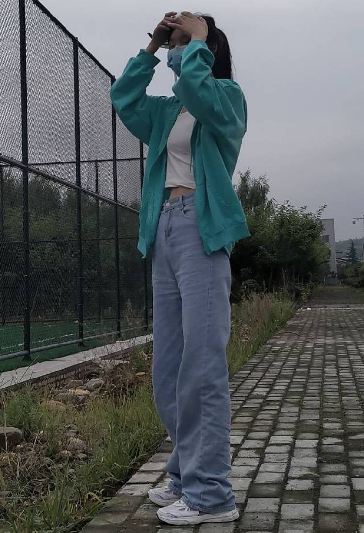 兔兔-陕西省·安康市·汉滨区-快手-比较有耐心 可以合作很久 可以满足挺多要求 求合作 身高172 体重50