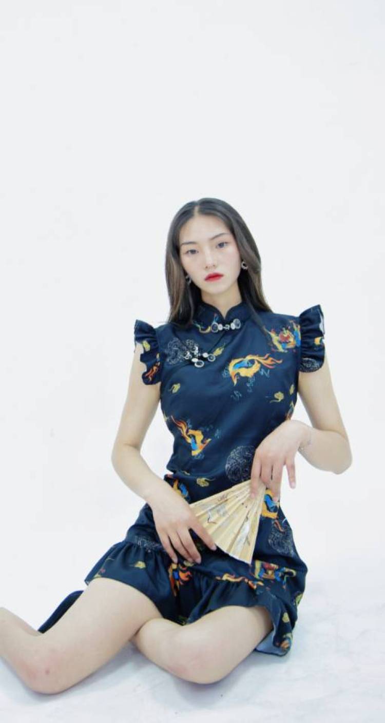 胖琴.-贵州省·毕节市·纳雍县-抖音-舞蹈、声乐、模特、主持、视频拍摄、写真、服装接拍可根据商家要求拍摄、陪玩、陪聊……