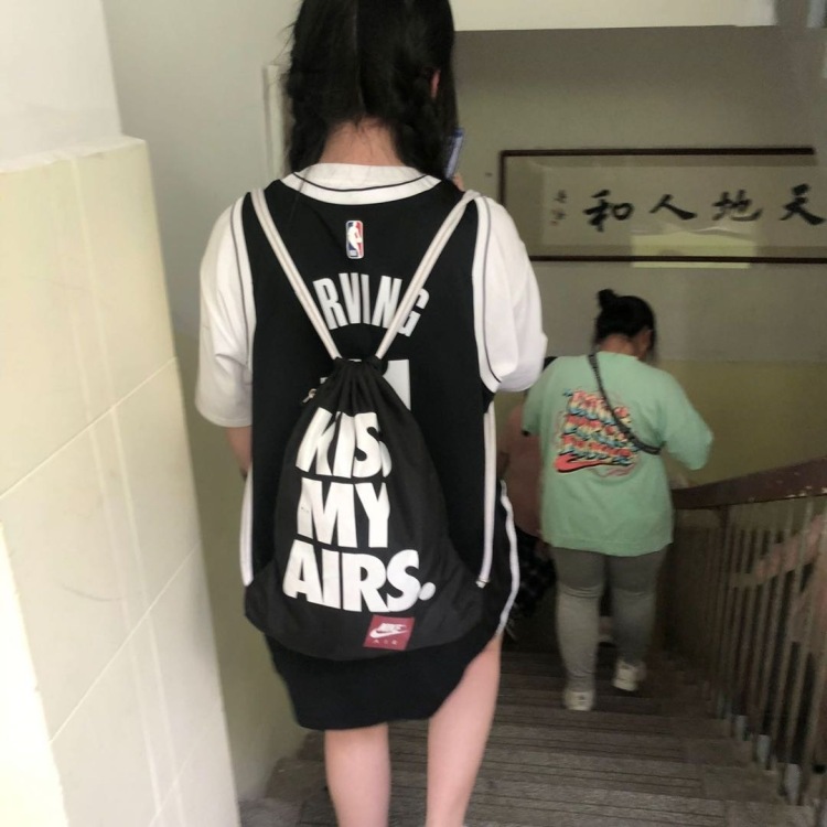Sept.26-安徽省·蚌埠市·禹会区-快手-买家秀 网拍都可以 半身照 全身照都可以
性格好 素质高 会p图 身高164 体重55kg 可长期合作