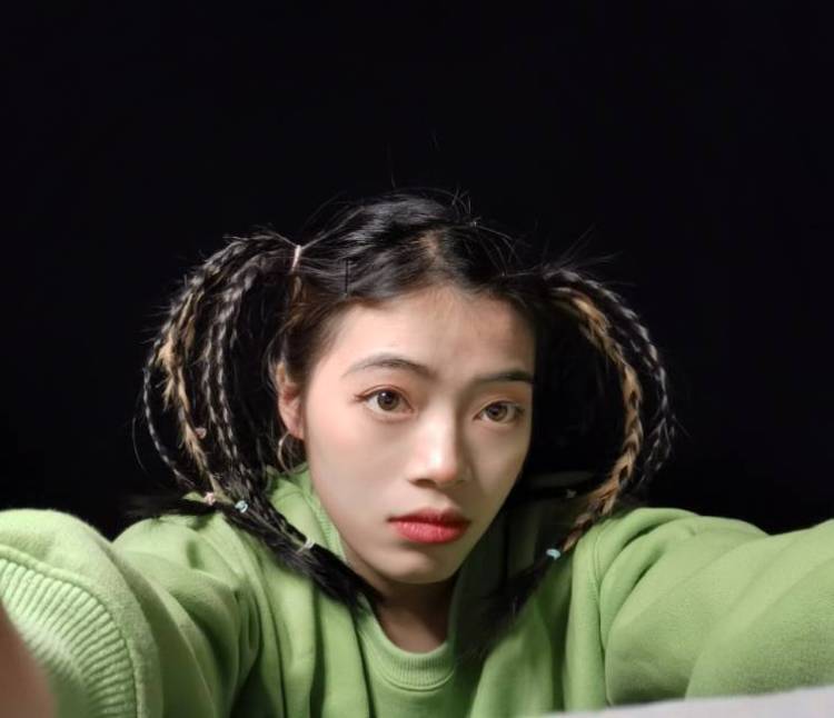 Big cha-贵州省·黔西南布依族苗族自治州·兴义市-抖音 微博 ***-会拍照 送拍或寄拍 身高160 体重96斤
大学生 什么风格都可以尝试