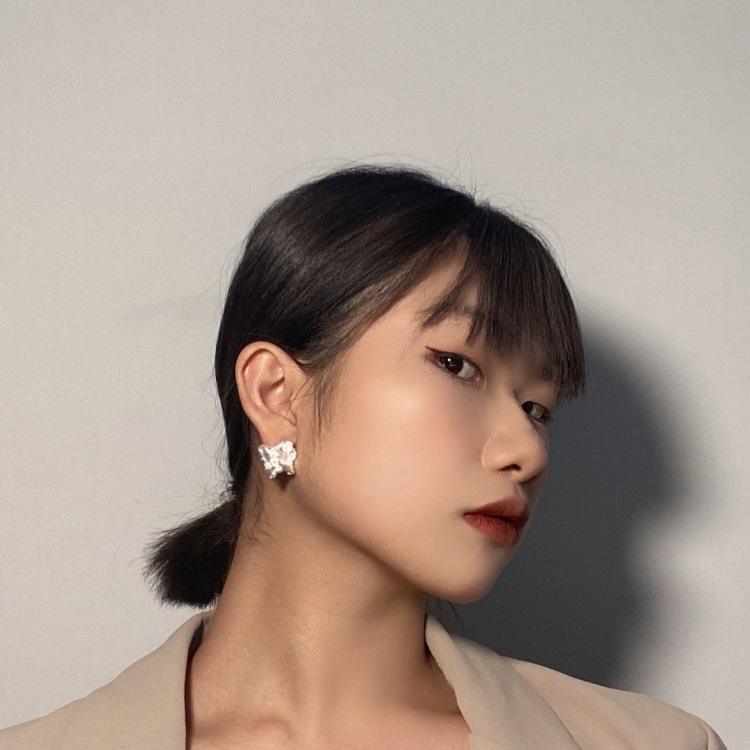 lovol-广东省·广州市·海珠区-微博、***-平时喜欢拍照,这些照片都是在家自己拍的,有做过饰品的寄拍,会拍照会p图。